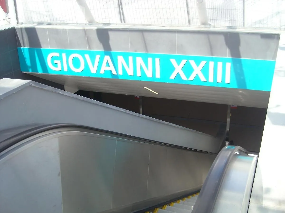 Giovannixxlll B&B Κατάνια Bed and Breakfast