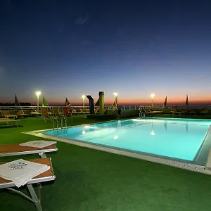 hotel-villa-luca.it-tuscanyhotel.com/